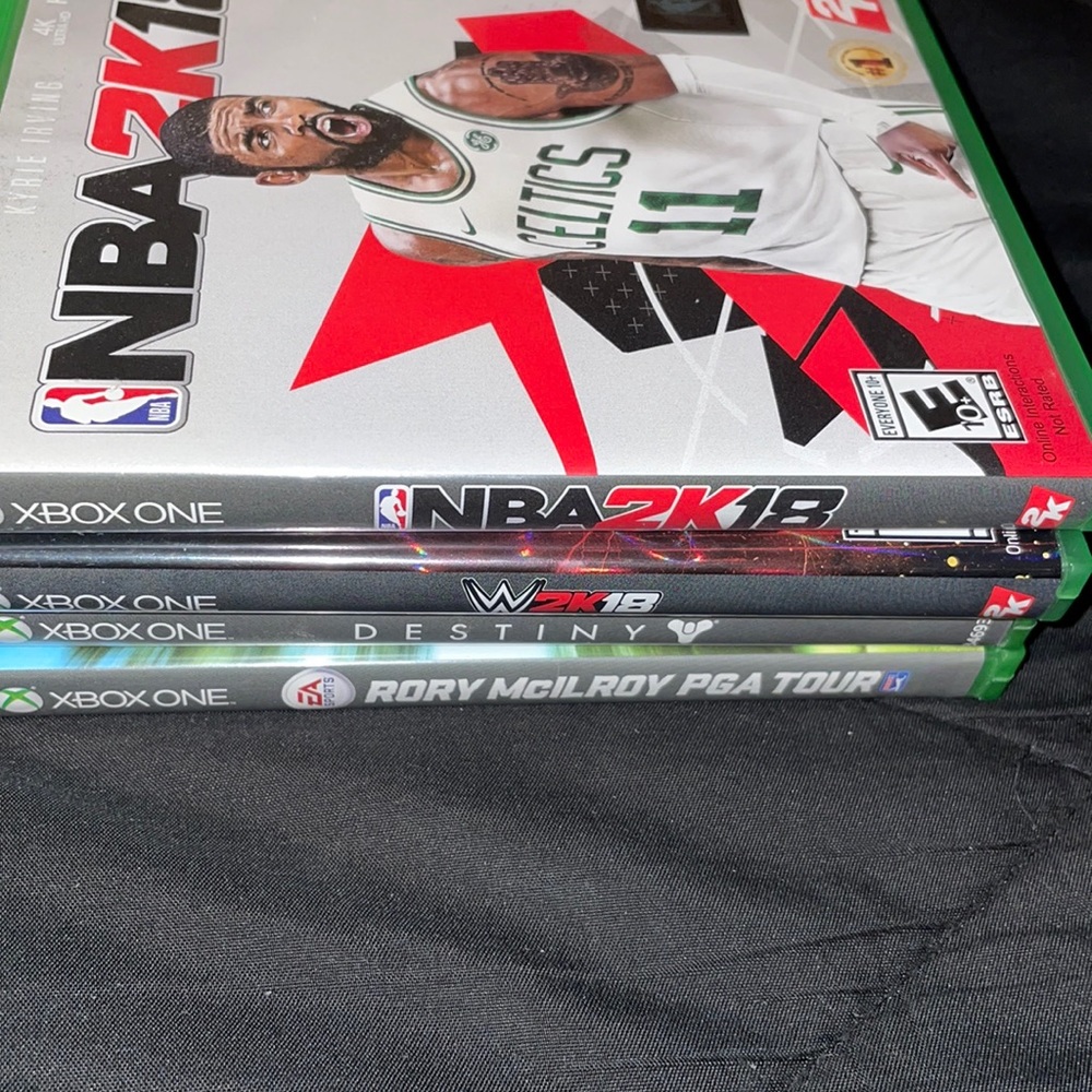 🔥Sale🔥bundle of 4 Xbox games in EUC